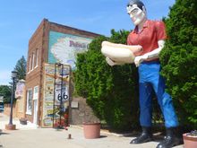 The Bunyon Giant on historic Route 66, Illinois, USA