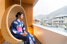 Utsuroi Tsuchiya Annex Egg Chair  