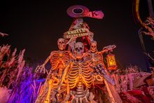 Knott's Scary Farm Signage