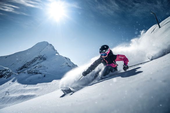 Freeriding at Kitzsteinhorn. Freeriding at Kitzsteinhorn.