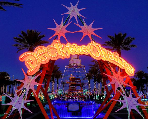 Deck the Chairs entrance Deck the Chairs entrance
