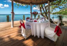 Wedding gazebo at East Winds