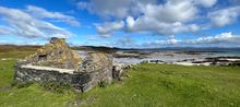 A ruined bothy and a typically beautiful Hebridean machair beach on Oronsay near Colonsay