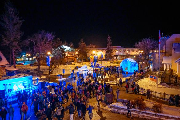 Jasper in January Street Party