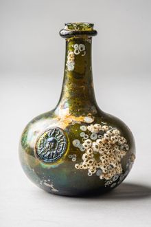 HMS Gloucester - Sun in Splendour bottle