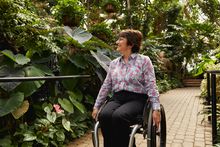Rosemarie Rossetti at Franklin Park Conservatory and Botanical Gardens_Photo by Experience Columbus.jpg