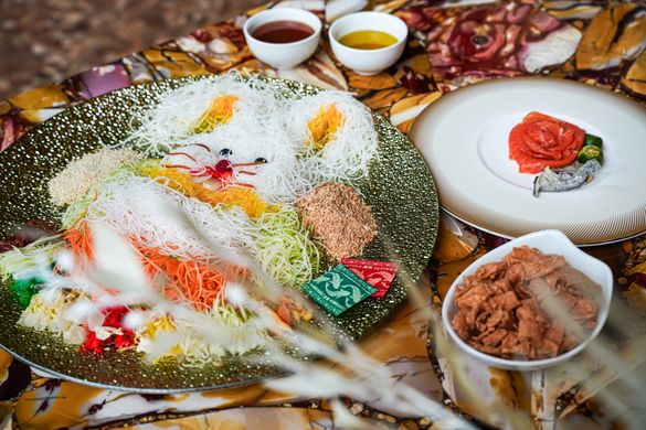 the kitchen table Prosperity Yu Sheng the kitchen table Prosperity Yu Sheng