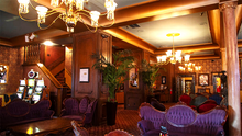 Bis heute Bleibe der berüchtigten Lady in Red: das Mizpah Hotel in Tonopah. 