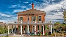 Bis heute belebt (jedoch nur von Geistern): Mackay Mansion in Virginia City. 