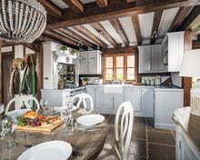 The kitchen at Undercastle Cottage
