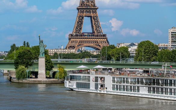 Viking Longship Paris