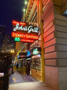 John's Grill