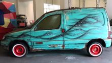 My-Dog-Sighs-van-in-Coventry-Museum