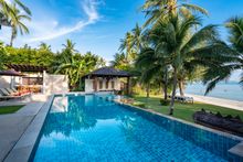 Inasia Beach Villa - Beach Access