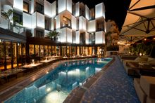 Exterior of IZAKAYA Asian Kitchen and Bar in the Sir Joan Hotel 