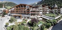 Exterior view DAS CENTRAL Hotel Sölden 