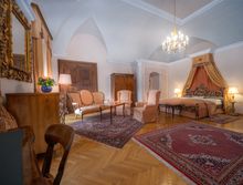 Room at Hotel Schloss Duernstein