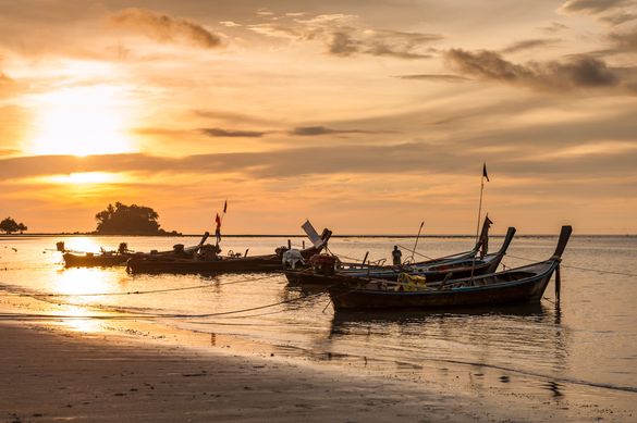 Studies have shown that humans need to recharge themselves, not just their phones and The Slate Phuket offers the perfect Energy Recharge Package to refresh, rejuvenate and renew on beautiful Nai Yang Beach