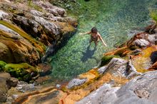 Castle Hot Springs - women in Springs