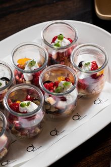 QT Canberra Fresh Fruit Pot