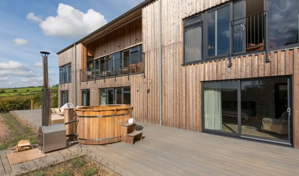Saltash Barn