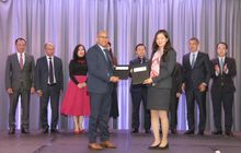 Mohit Chandiramani, Director, Global Air Accounts, Expedia and Pham Thi Nguyet, Director of Marketing and Sales, Vietnam Airlines exchanged the MOU