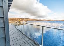 Wraparound deck