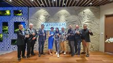 L to R: Mr. Pamudji Slamet (Wyndham Hotels & Resorts), Mr. Patrick Sibourg (Indonesia Hospitality Group), (Mr. Carl Wee (Wyndham Hotels & Resorts), Ms. Apple Lee (Wyndham Hotels & Resorts), Ms. Nathania Putri Budidjaja (Indonesia Hospitality Group), Mr. A