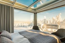 Sky Cabin Glass Suite at Ukkohalla Resort 