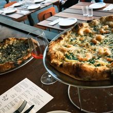 Lola's Pizza in Fremantle