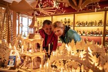 Wooden Christmas decorations, handmade in the Ore Mountains