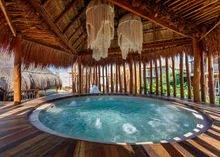 Shibari Tulum jacuzzi