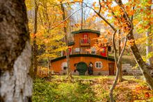 Ohiopyle Hobbit House near Ohiopyle, a charming borough in the Laurel Highlands of Southwestern Pennsylvania.