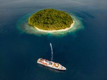 Heritage Adventurer, Biak