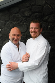 Chef Dimitris Katrivesis and Chef Alex Dilling at the first MAVRO x Chefs Dinner on 18 May. 