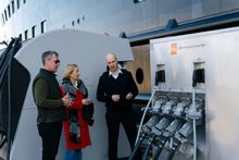 Explanations at the shore power facility – (from the left) Sigurður Jökull Ólafsson from Faxaflóahafnir sf. (Associated Icelandic Ports); Norwegian ambassador in Reykjavik, Cecilie Willoch; and Chief Engineer Jan Robin Pettersen