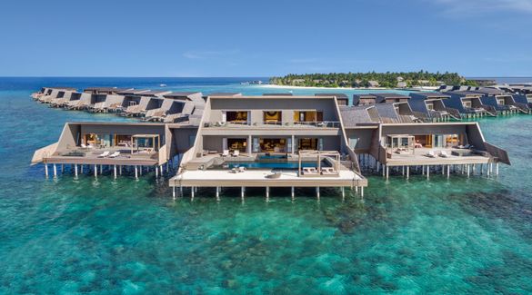 The St Regis Maldives Vommuli Resort - John Jacob Astor Estate