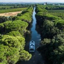  Le Boat: France. See The World from the Water