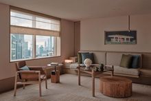 Pavillion suite King living room