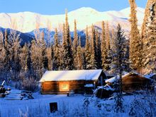 Log cabin, Dempster Highway