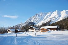 The Innsbruck region’s perfectly groomed winter hiking trails and cross-country ski trails are great reasons to be outdoors.