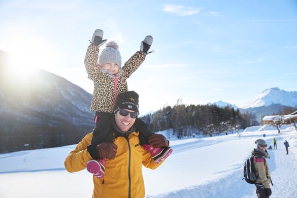 Family fun in the snow in Innsbruck