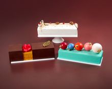 Conrad Centennial Singapore - The Terrace Festive Log Cakes 2