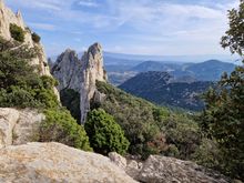 On Foot Holidays - Northern Provence - the Dentelles