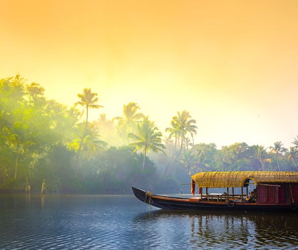 A kettuvallam houseboat in Kerala