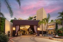 The exterior of Avenue of the Arts Costa Mesa, a Tribute Portfolio Hotel