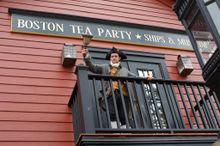 Tea Party & Ships Museum