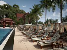 Monte-Carlo Beach Hotel