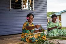 Malomalo Fiji, Weaving Hour 