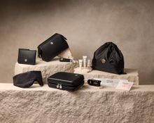 EVA Air was selected the 3rd place in SKYTRAX's “Best Business Class Airline Comfort Amenities”. The amenity kit for EVA’s Royal Laurel Class is collaborating with Giorgio Armani and sleepwear is designing by Jason Wu, which provide passengers with top-no